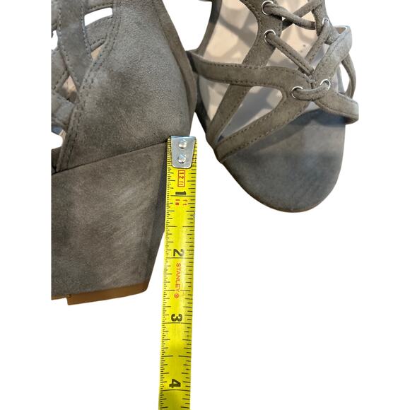 Suede wedge heels size 9.5 - Picture 5 of 6